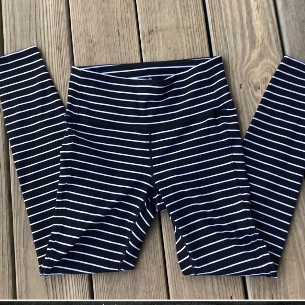 Athleta Medium 7/8 leggings